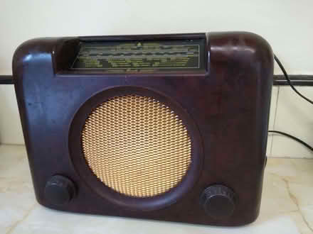 Photo of free Antique radio (West Worthing BN13) #1