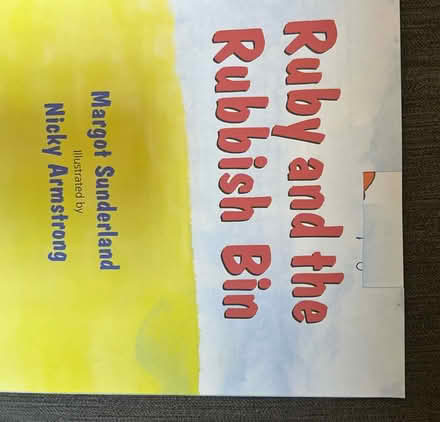 Photo of free Children’s book about confidence (Halewood L26) #2