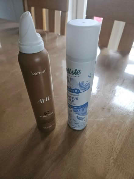 Photo of free Dry shampoo and foam hair (Oxford OX4) #1