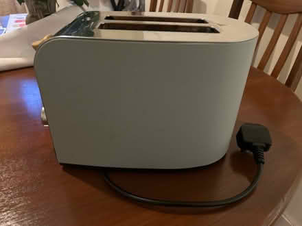 Photo of free Toaster (St Leonards on Sea TN37) #2