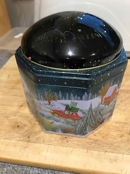 Photo of free Biscuit Tin (Bannockburn FK7) #1