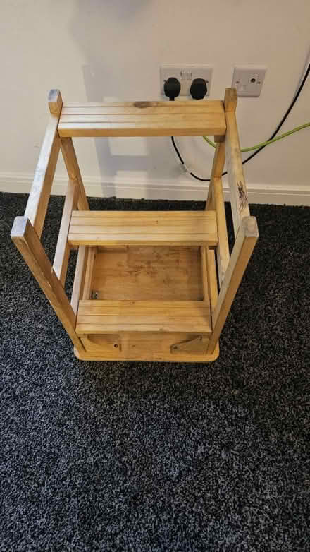 Photo of free Table (Rugby CV23) #2