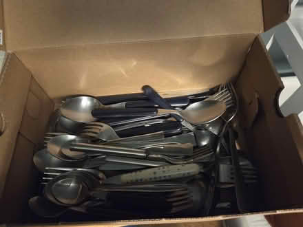 Photo of free Box of cutlery (L25) #1