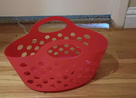 Photo of free Small Basket (Birdland) #1