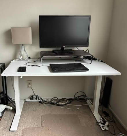 Photo of free White Desk (Campbell) #1