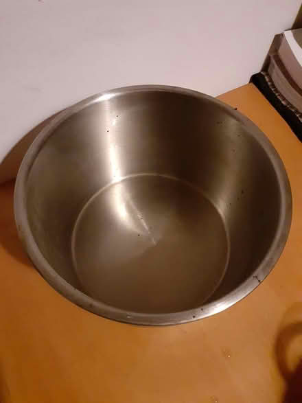 Photo of free 8.5 inch pot (Marston, Oxford OX3) #2