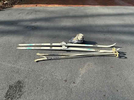 Photo of free cross country skis (Kearneysville) #1