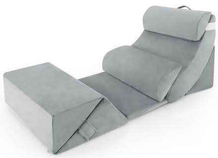 Photo of free Sleep Support Pillow Set (Sheffield S35 4JR) #2