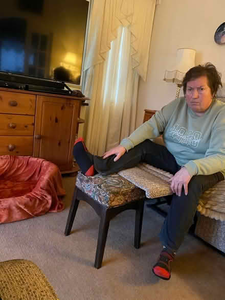 Photo of free Pottery vase with ‘saucer’ (Belper DE56) #4