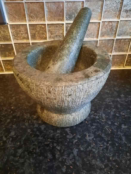 Photo of free heavy pestle and morter (Morden SM4) #1