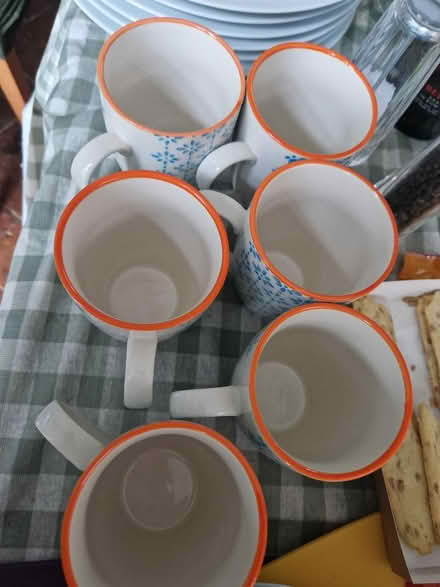 Photo of free 6 cups (Wimborne BH21) #2