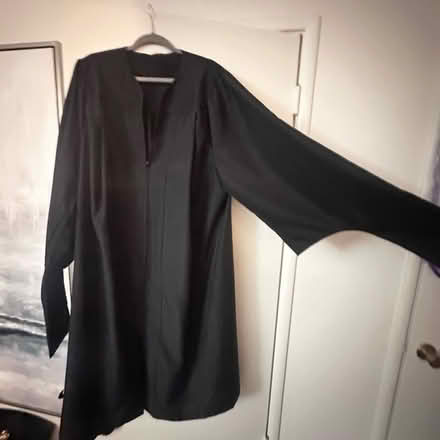 Photo of free Graduation gown (Santa clara 95051) #2