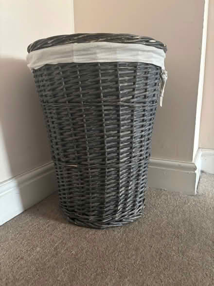 Photo of free Wicker laundry basket (Twickenham TW2) #1