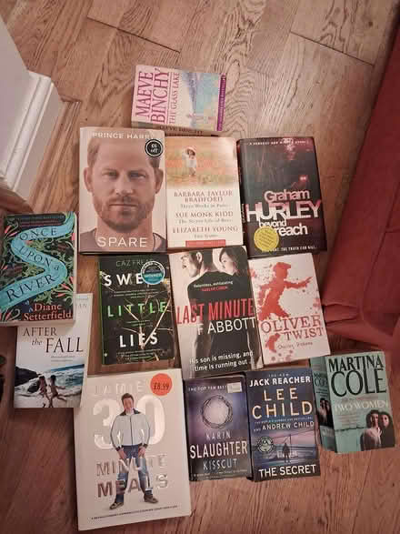 Photo of free Various books (LU2, Luton) #2