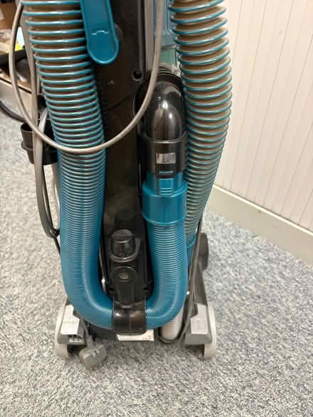 Photo of free Hoover vacuum for spares or repair (Harpenden) #4