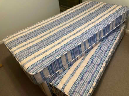 Photo of free Single beds (Matlock DE4) #1