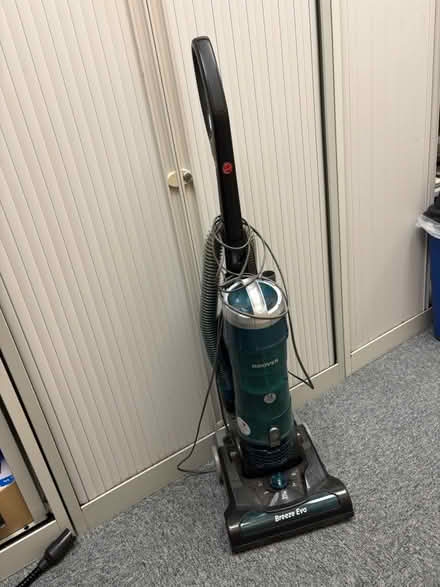 Photo of free Hoover vacuum for spares or repair (Harpenden) #1