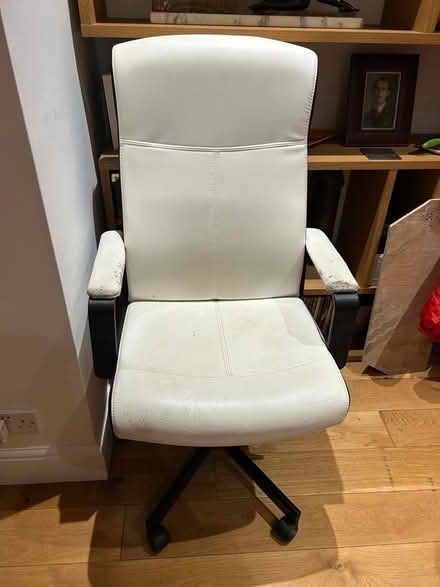 Photo of free White office chair (Shepherds Bush W6) #2