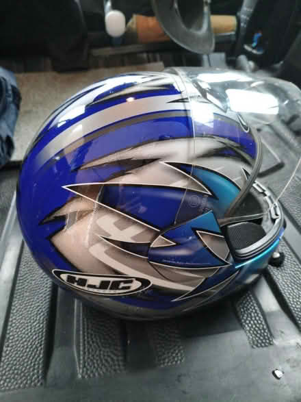 Photo of free HJC Crash Helmet. Size : XL (62) (Corfe Mullen BH21) #3