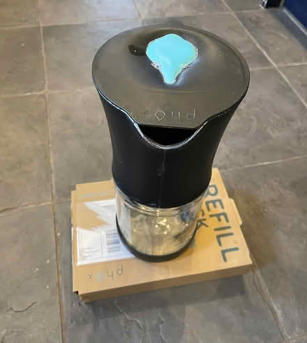 Photo of free Phox Water Filter Jug And 2 Refills (ME13) #1