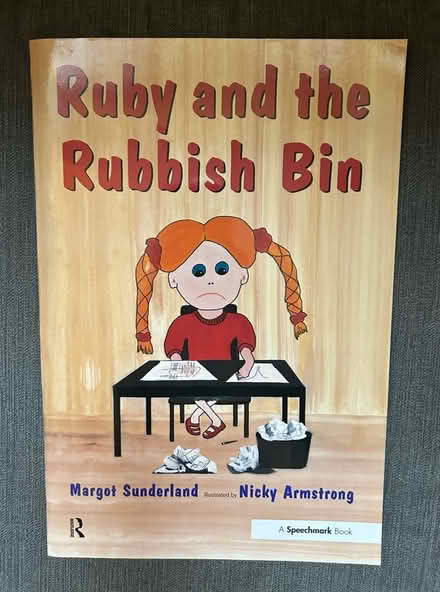Photo of free Children’s book about confidence (Halewood L26) #1