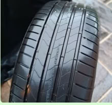 Photo of free Tyre (st teresas close hp27) #1