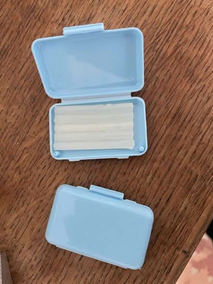 Photo of free Wax for Braces (Fulham Palace Road W6) #1