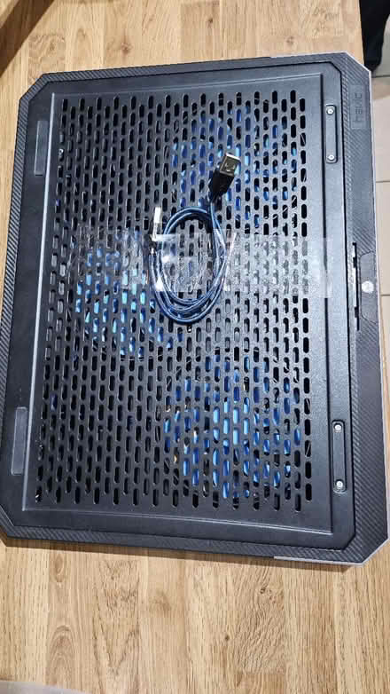 Photo of free LED laptop stand and cooler (Birmingham B15) #1
