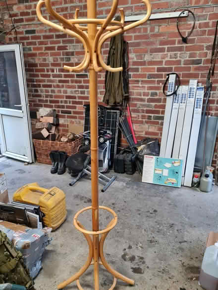 Photo of free coat stand (Back edge S6) #1