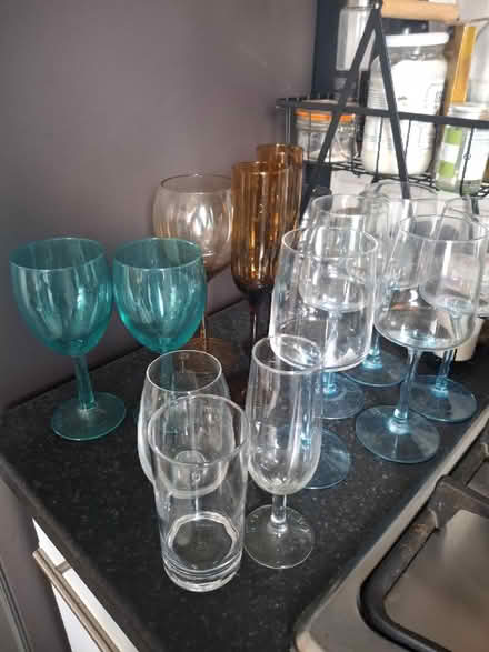 Photo of free Glasses (TW10 Ham) #1