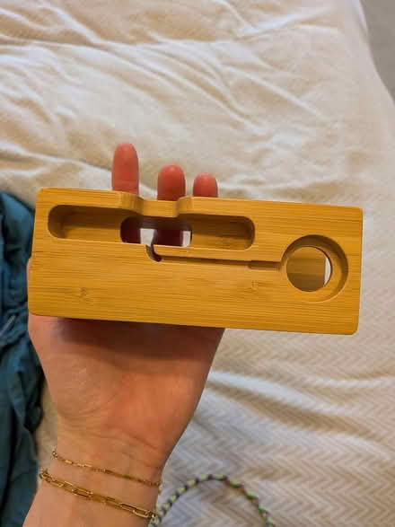 Photo of free iPhone & watch charging station (Forest Hill) #3