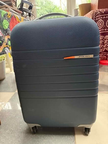 Photo of free JASLEN Hard Shell Suitcase (Oxton Village CH42) #1