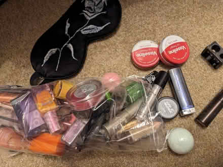 Photo of free Used make up (Middlewood S35) #1