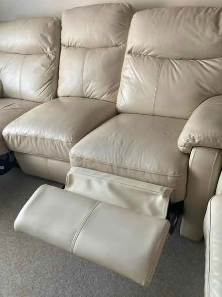 Photo of free Cream leather recliner sofa (Ox14 5jj) #2