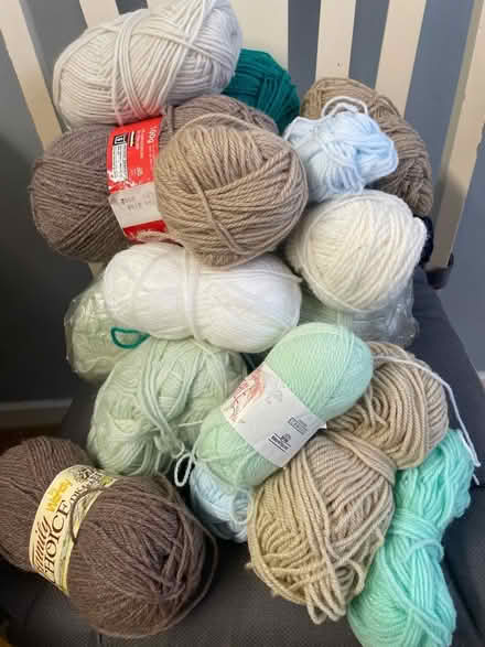 Photo of free Knitting Yarn (Dothill TF1) #1