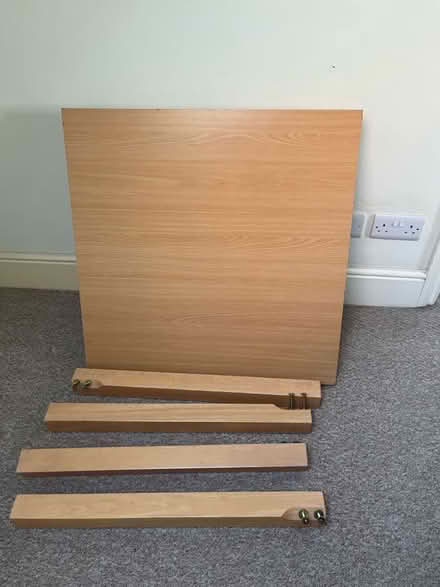 Photo of free Extendable table (Thornton Heath SE25) #1