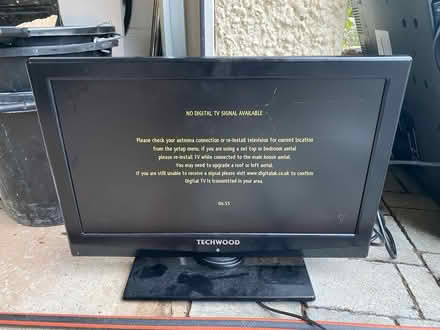 Photo of free Very small TECHWOOD tv? (Purley CR8) #1