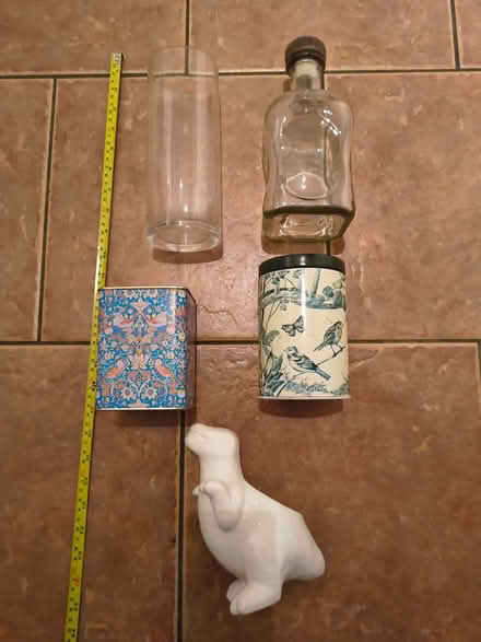 Photo of free Random collection of things (Hook KT9) #1