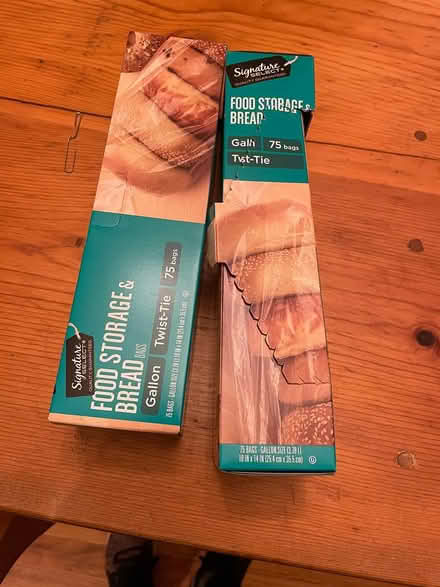 Photo of free food storage bags (Wedgwood) #1