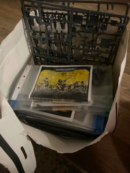 Photo of free WARHAMMER 40K Spare Parts (Whins of Milton FK7) #2