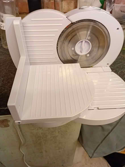 Photo of free Meat slicer (Ludlow SY8) #1