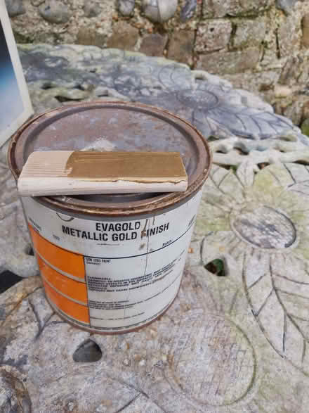Photo of free Half ltr gold paint (Littlehampton BN17) #1