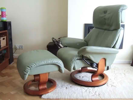 Photo of free Stressless dream recliner and footstool (Maiden Erlegh Nature Reserve RG6) #1