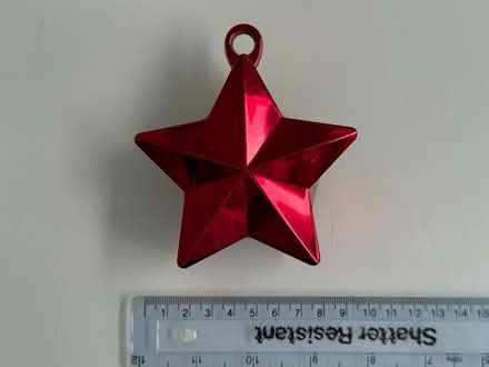 Photo of free Red star balloon weight (SW2) #1