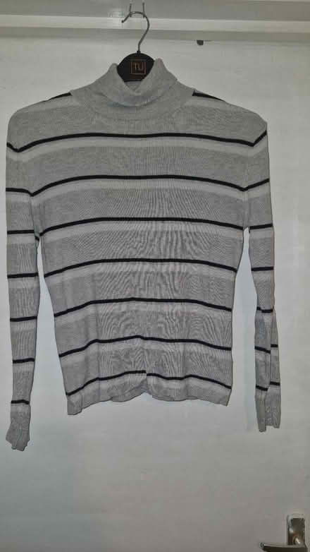 Photo of free Light polo jumper (Lambeth SW8) #1