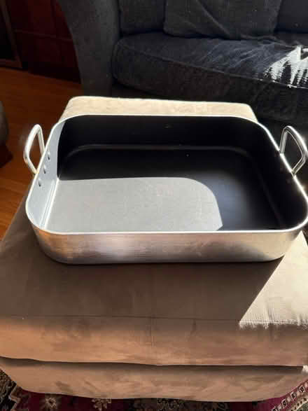 Photo of free Roasting Pan (Glenview) #1