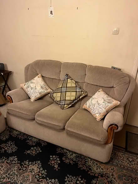 Photo of free 3 piece suite (North Bushey WD25) #3
