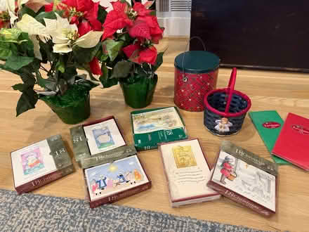 Photo of free Christmas items (Zip 22306 Alexandria) #3