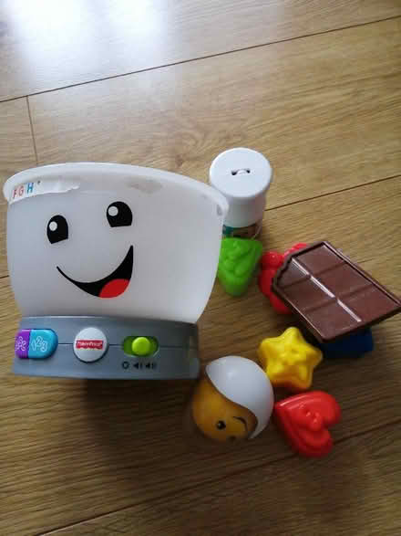 Photo of free Singing/interactive mixing bowl (Rainham Mark ME8) #1