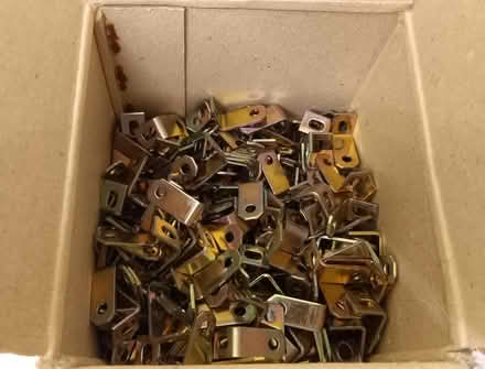 Photo of free Small metal brackets, 100s off (Central Letchworth) #3